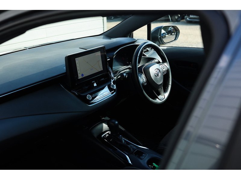 Toyota Corolla VVT-h - U15453