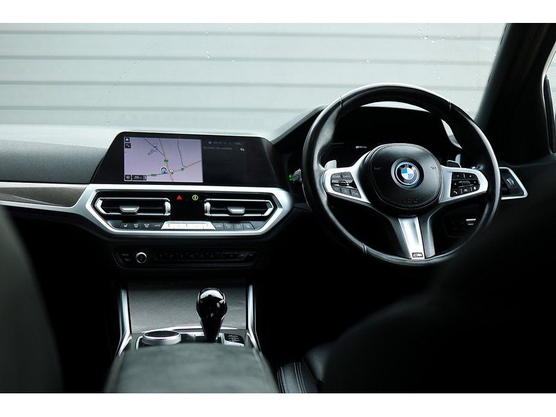 BMW 3 Series 330e M Sport Pro Edition - U15462