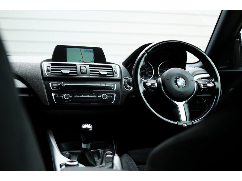 BMW 2 Series 218d M Sport - U15467