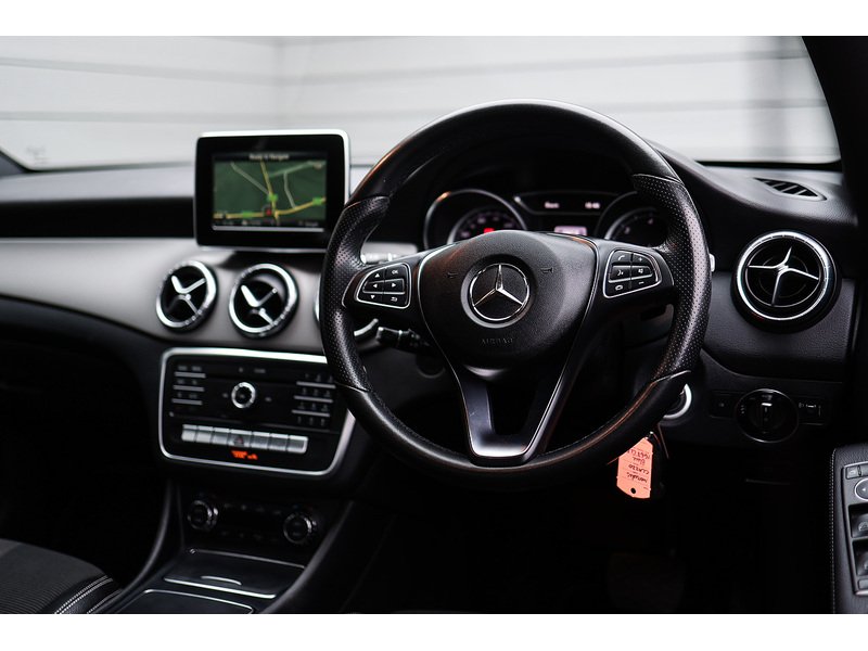 Mercedes-Benz CLA CLA220d Sport - U15477