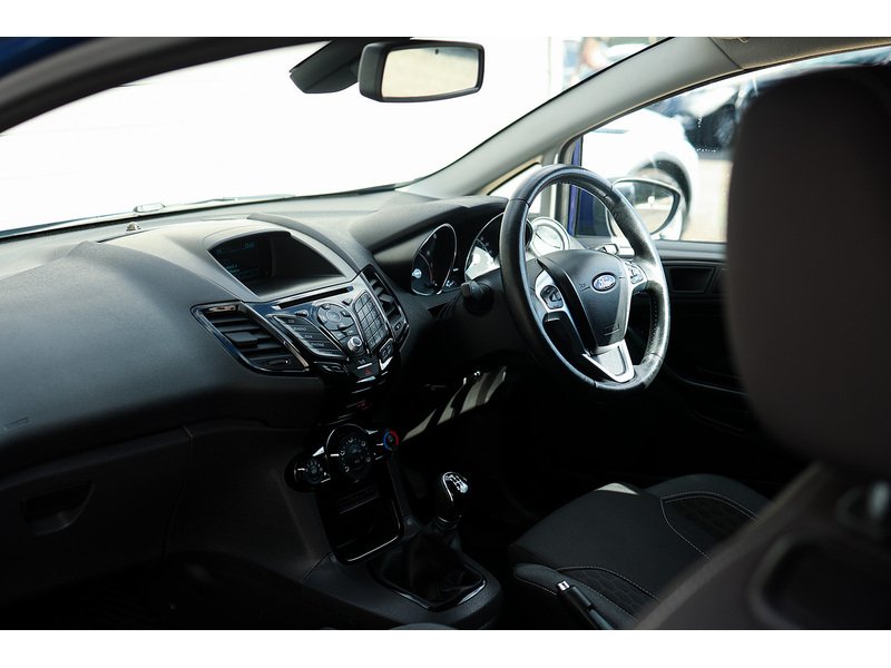 Ford Fiesta Van TDCi Sport - U15479