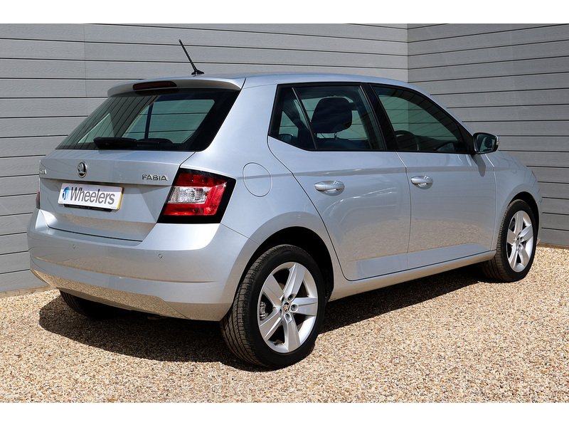 Skoda Fabia TSI SE L - U15488