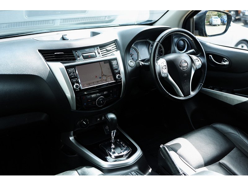 Nissan Navara dCi Tekna - U15503