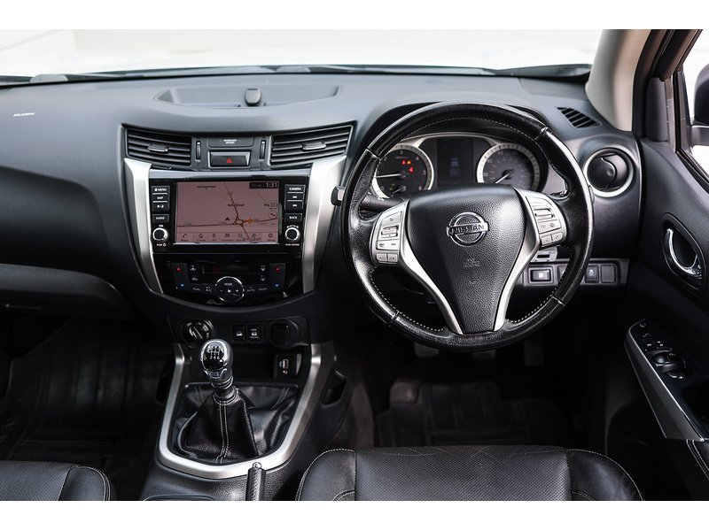 Nissan Navara dCi Tekna - U15530