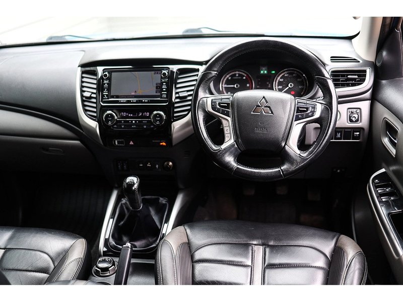 Mitsubishi L200 DI-D DC Barbarian - U15547