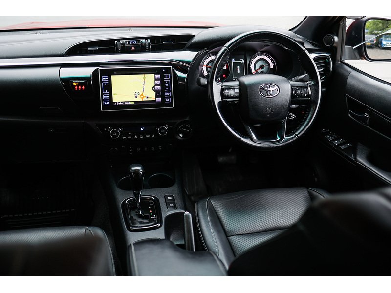 Toyota Hilux D-4D Invincible X - U15564