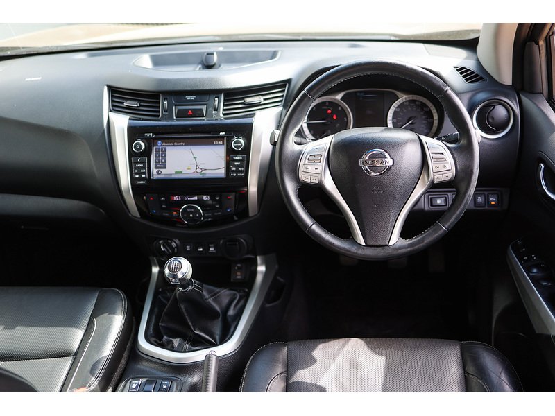 Nissan Navara dCi Tekna - U15596