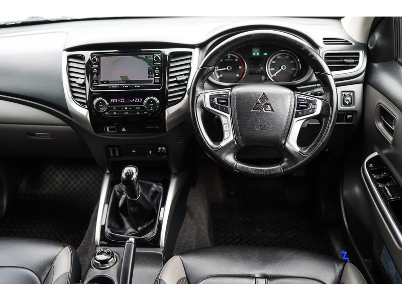 Mitsubishi L200 DI-D DC Barbarian - U15604
