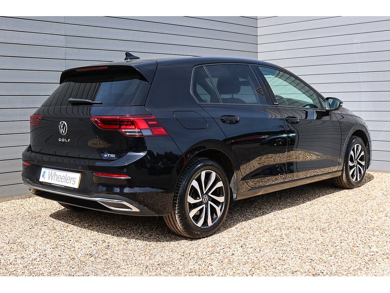 Volkswagen Golf eTSI MHEV Active - U15647