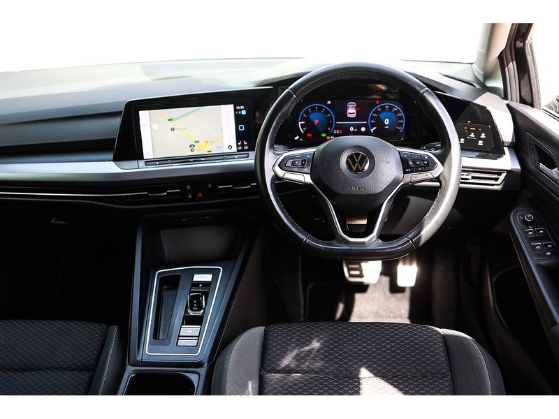 Volkswagen Golf eTSI MHEV Active - U15647