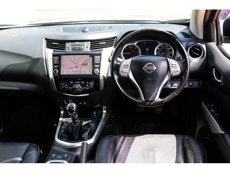 Nissan Navara dCi Tekna - U15696