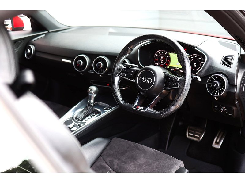 Audi TT TFSI S line - U15713