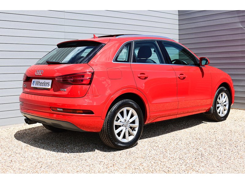 Audi Q3 TFSI CoD SE - U15750