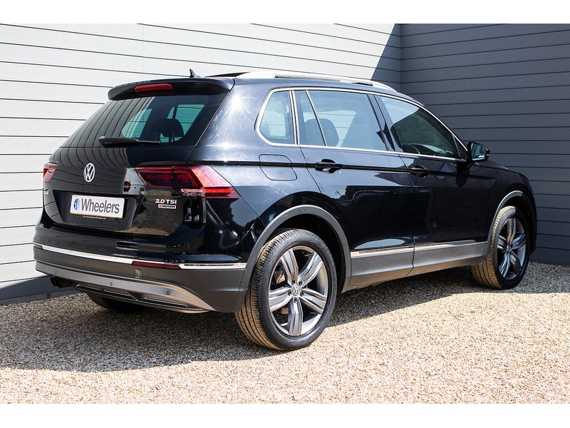 Volkswagen Tiguan TSI BlueMotion Tech SEL - U15752