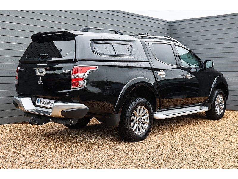Mitsubishi L200 DI-D DC Barbarian - U15761