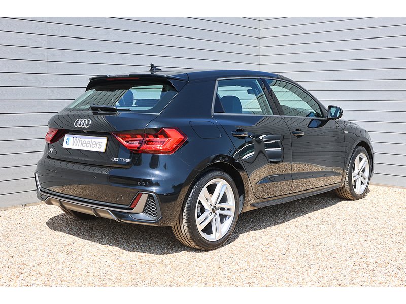 Audi A1 TFSI S line - U15807