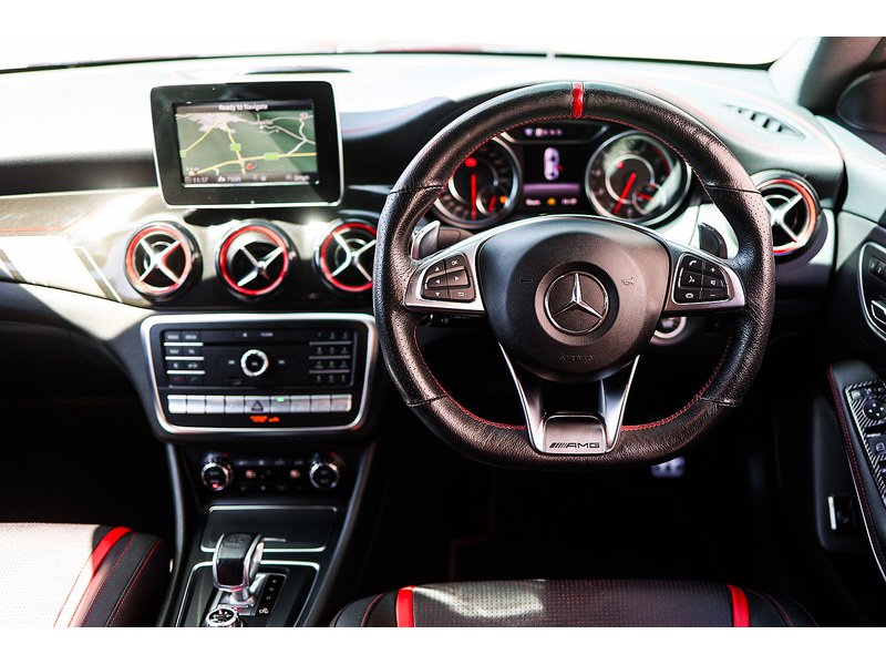 Mercedes-Benz CLA CLA45 AMG - U15815