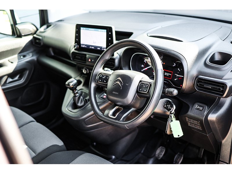 Citroen Berlingo BlueHDi 950 Driver XL - U15825