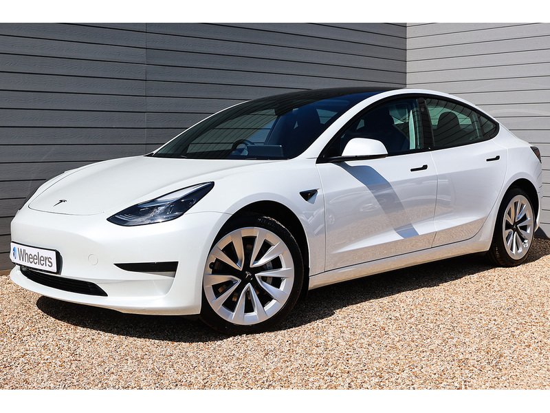 Saloon 4dr Electric Auto RWD (241 bhp)
