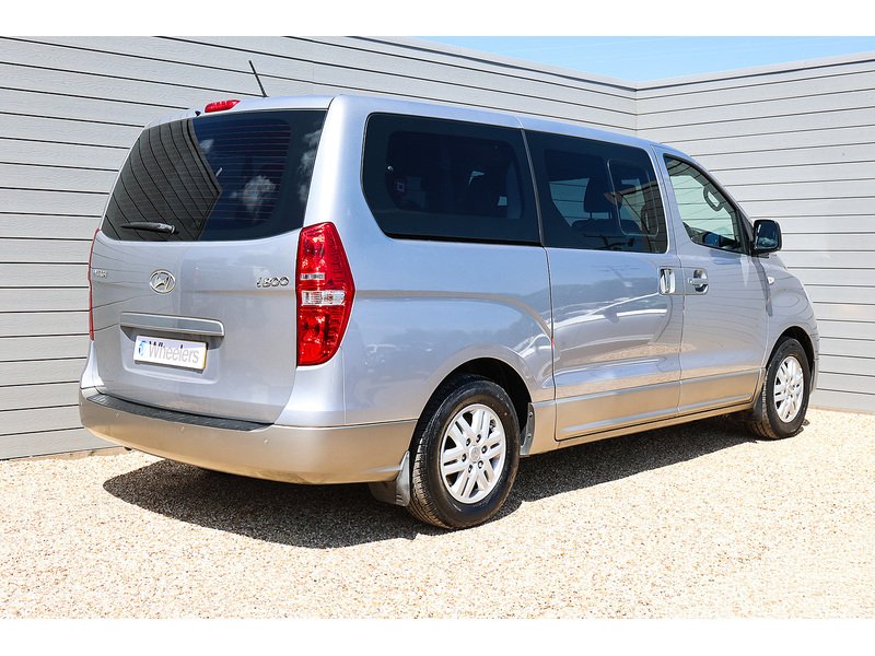 Hyundai i800 CRDi SE - U15868