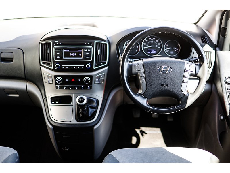 Hyundai i800 CRDi SE - U15868