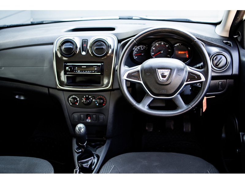 Dacia Sandero SCe Access - U15869