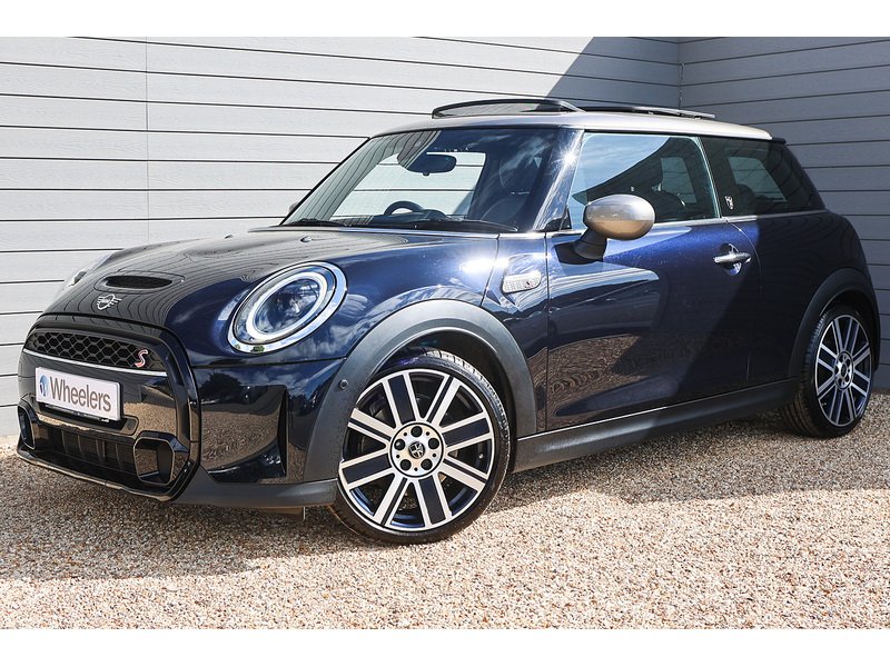 2.0 Cooper S Exclusive Hatchback 3dr Petrol Steptronic Euro 6 (s/s) (178 ps)