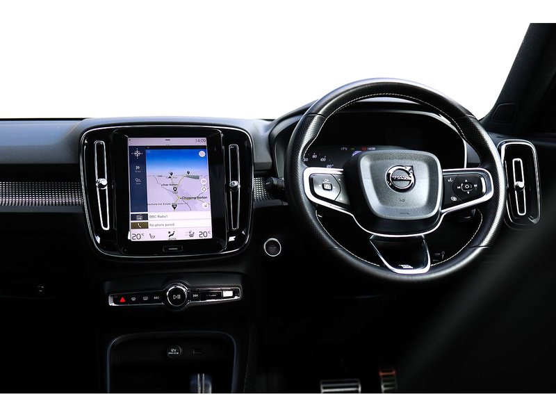 Volvo XC40 T3 R-Design Pro - U15881