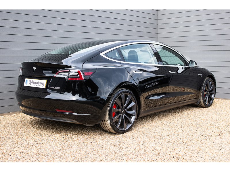 Tesla Model 3 Performance - U15910