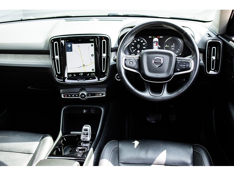 Volvo XC40 h T4 Inscription - U15916