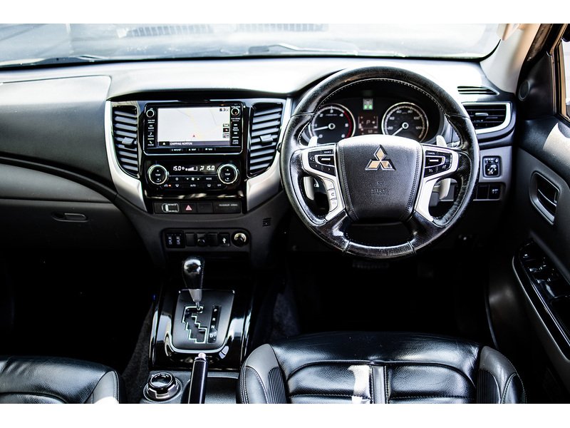 Mitsubishi L200 DI-D DC Barbarian - U15927