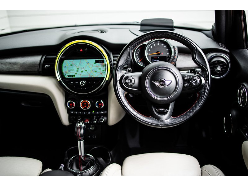 MINI Hatch Cooper S - U15940