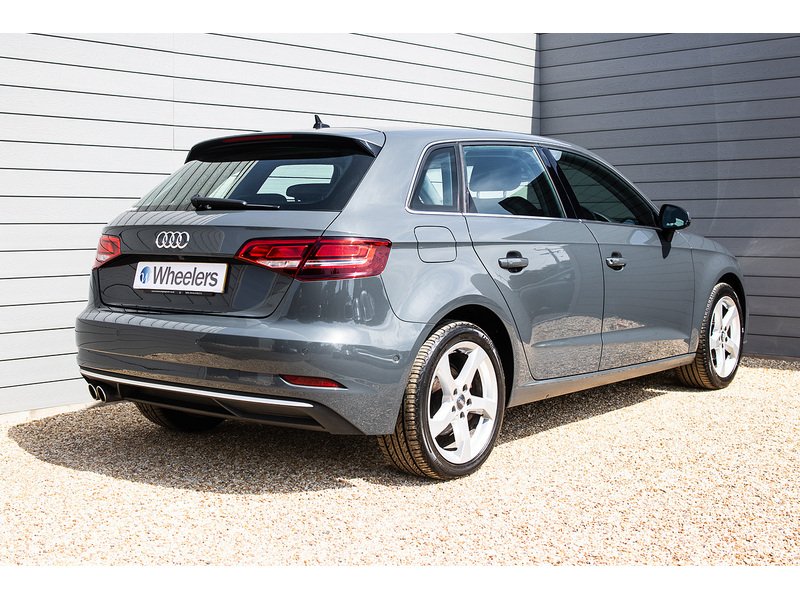 Audi A3 TFSI CoD Sport - U15965