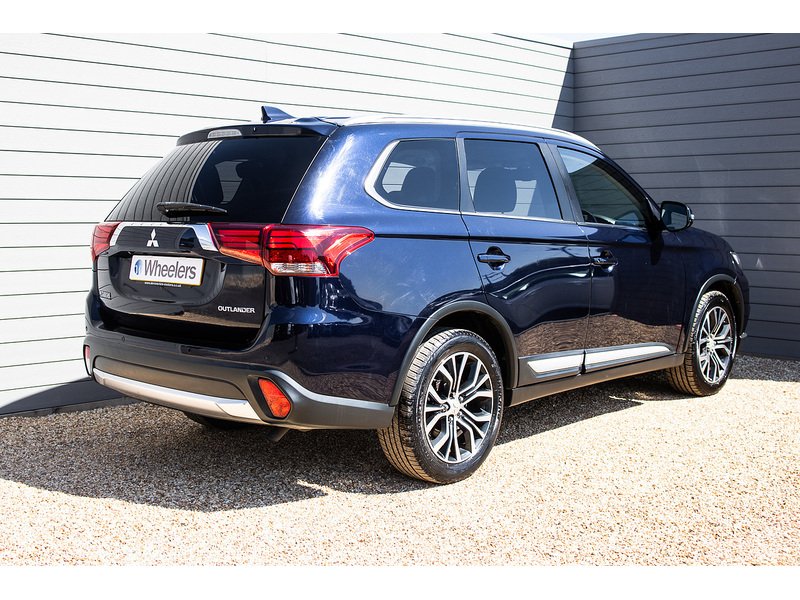 Mitsubishi Outlander DI-D 4 - U15980