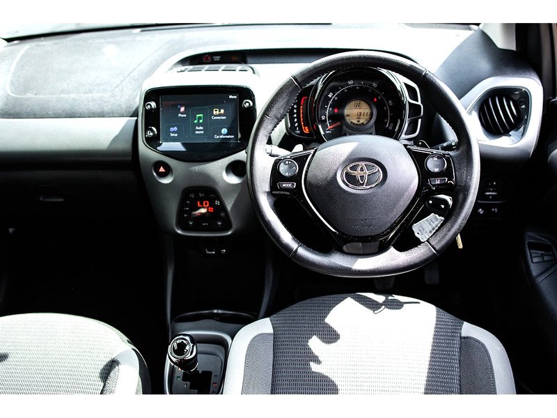 Toyota AYGO VVT-i x-trend - U15989