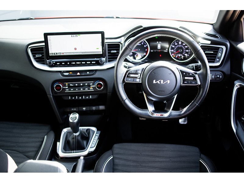 Kia Ceed T-GDi GT-Line - U16000
