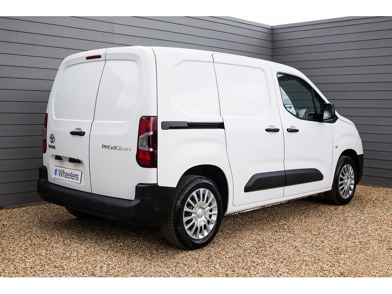 Toyota PROACE CITY BlueHDi Icon - U16007