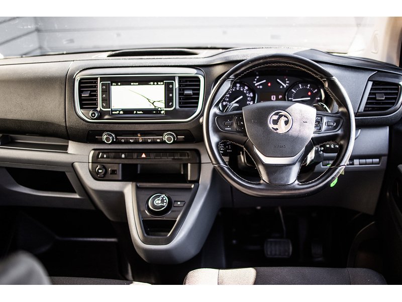Vauxhall Vivaro L2h1 3100 Elite Dcb - U16010