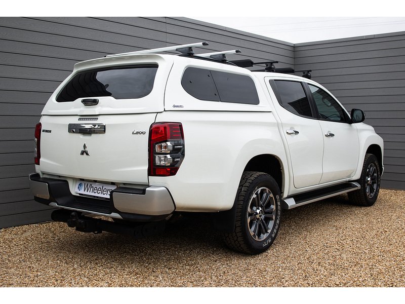 Mitsubishi L200 DI-D DC Barbarian - U16021