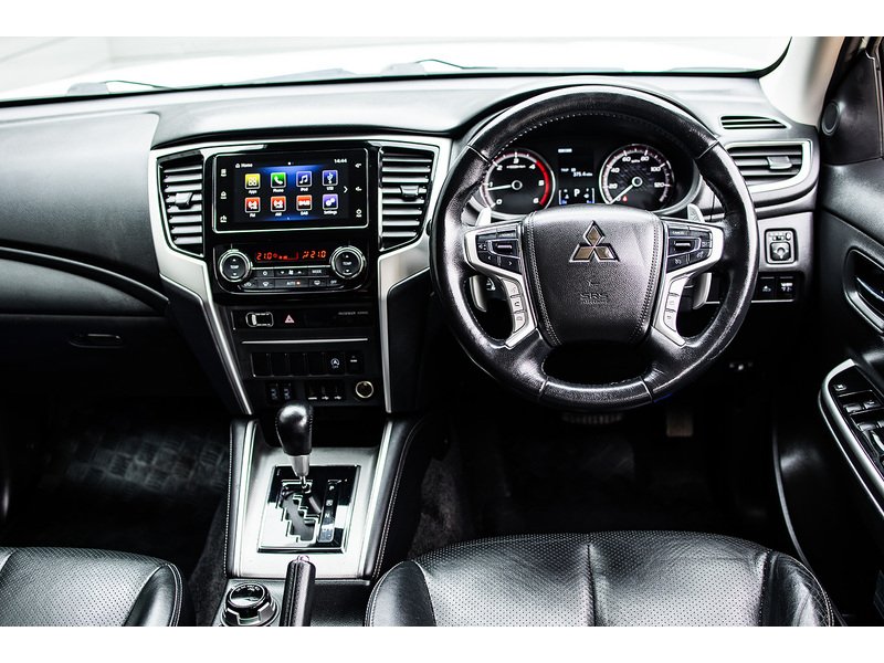 Mitsubishi L200 DI-D DC Barbarian - U16021