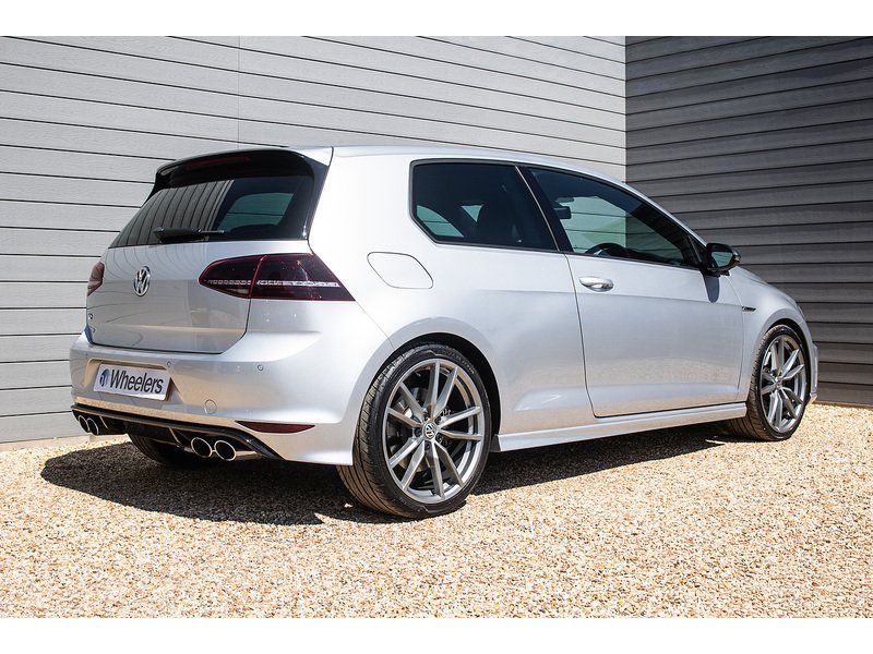 Volkswagen Golf TSI BlueMotion Tech R - U16040