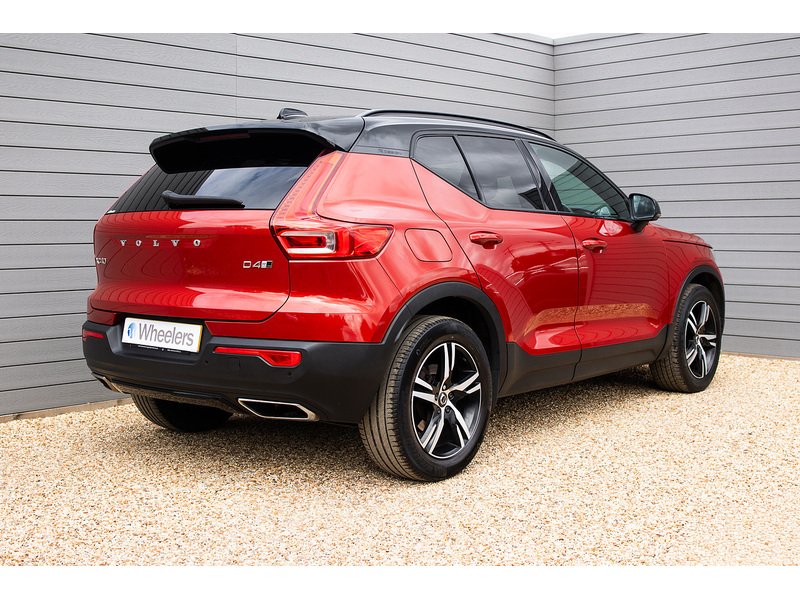 Volvo XC40 D4 R-Design - U16053