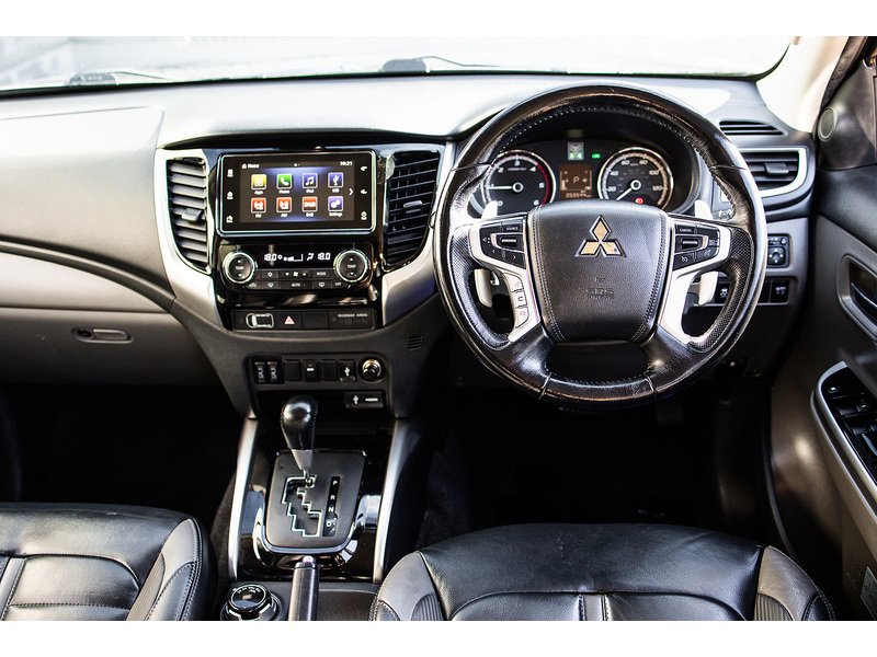 Mitsubishi L200 DI-D DC Barbarian - U16097