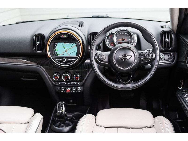 MINI Countryman Cooper - U16104
