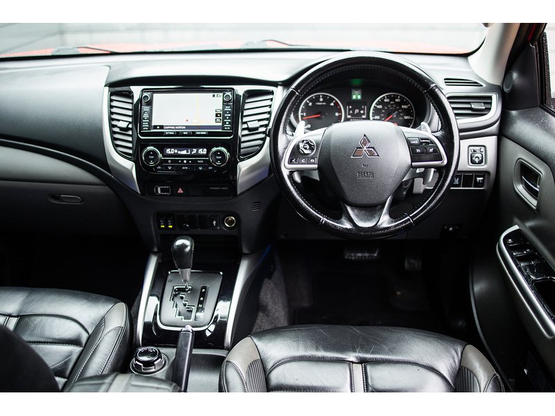 Mitsubishi L200 DI-D DC Barbarian - U16126