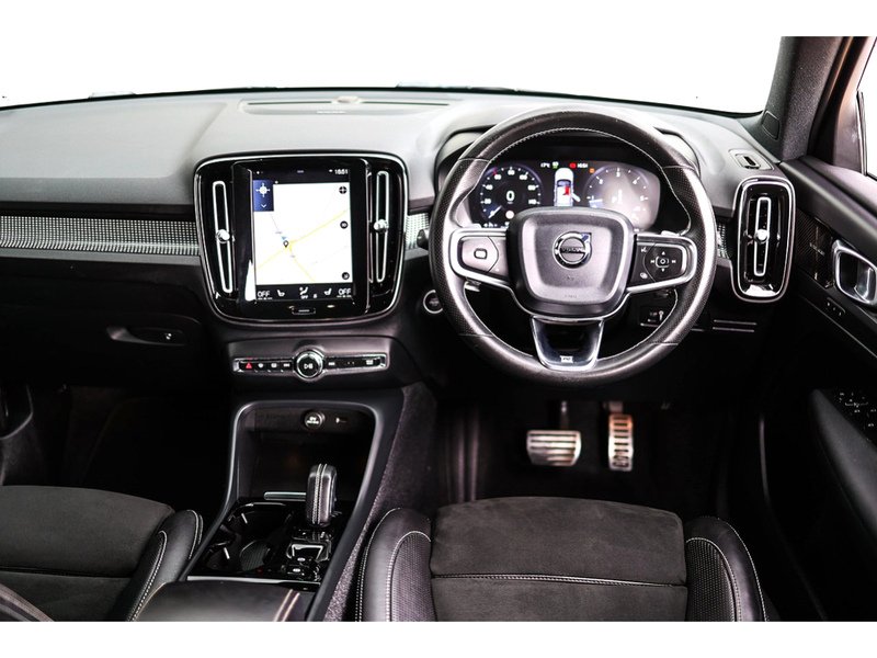 Volvo XC40 D3 R-Design Pro - U16143