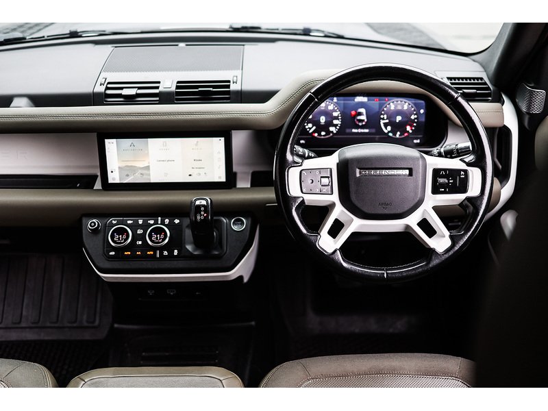 Land Rover Defender 90 D250 MHEV SE - U16145
