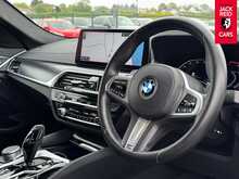 BMW 5 Series 520i MHT M Sport 2.0 520i MHT M Sport Saloon 4dr Petrol Hybrid Steptronic Euro 6 (s/s) (184 ps) 