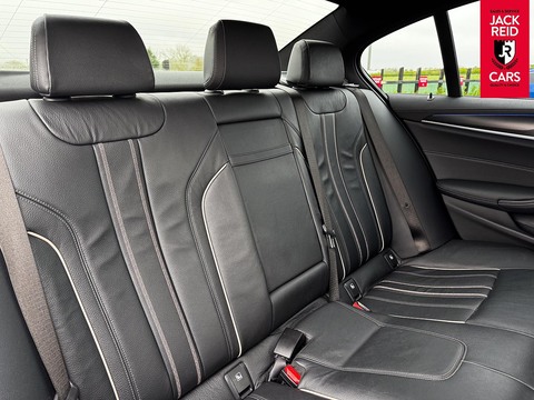 2.0 520i MHT M Sport Saloon 4dr Petrol Hybrid Steptronic Euro 6 (s/s) (184 ps)