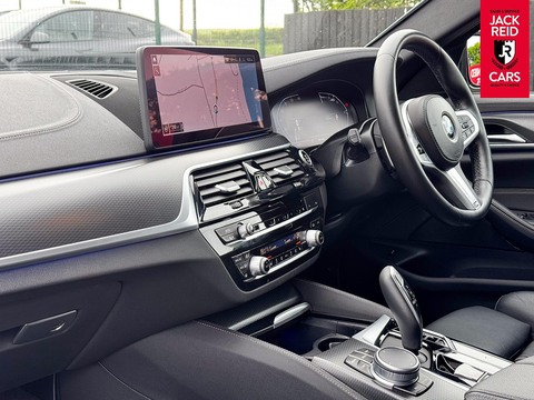 2.0 520i MHT M Sport Saloon 4dr Petrol Hybrid Steptronic Euro 6 (s/s) (184 ps)